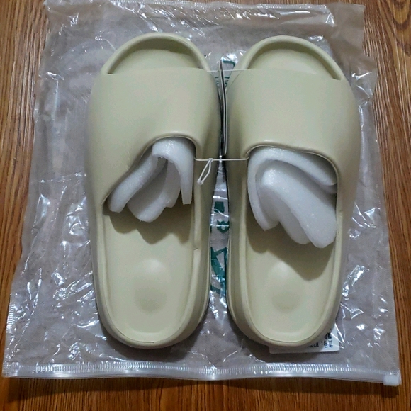 Summer slides (Beige) - Picture 1 of 6